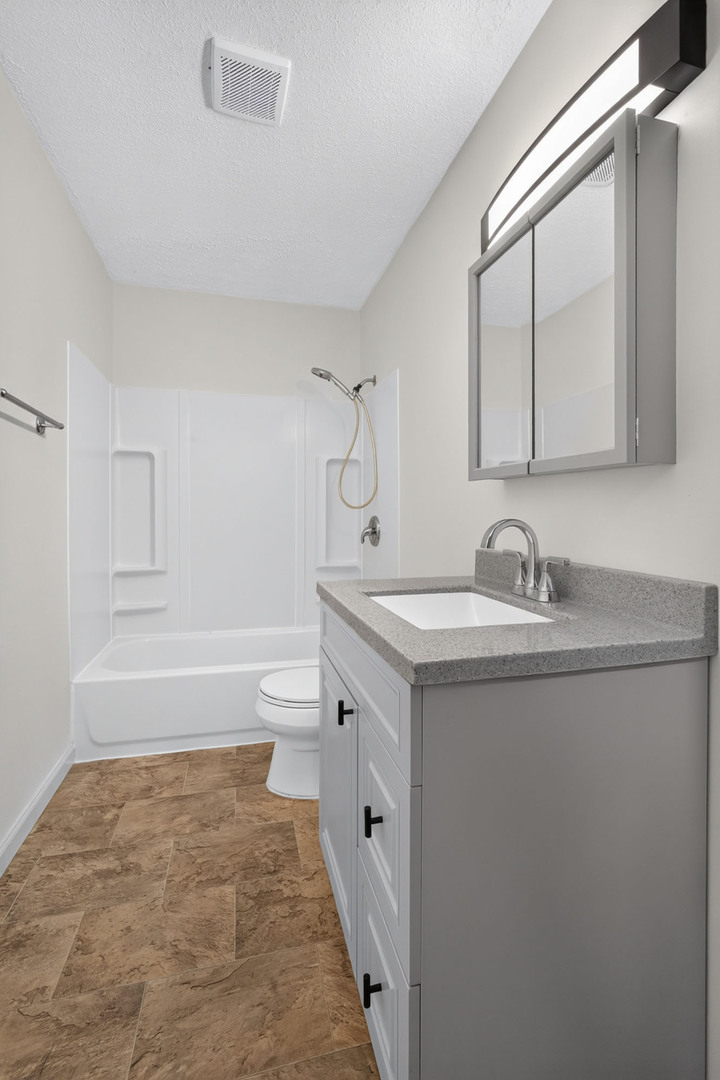4210 Greenway Drive Property Photo 15