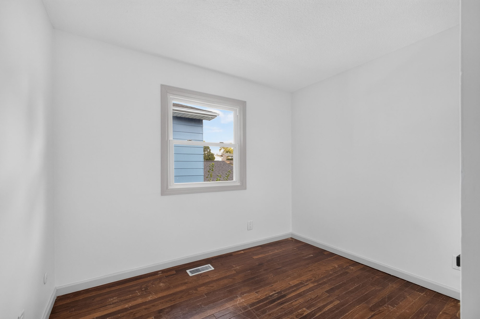 4210 Greenway Drive Property Photo 16