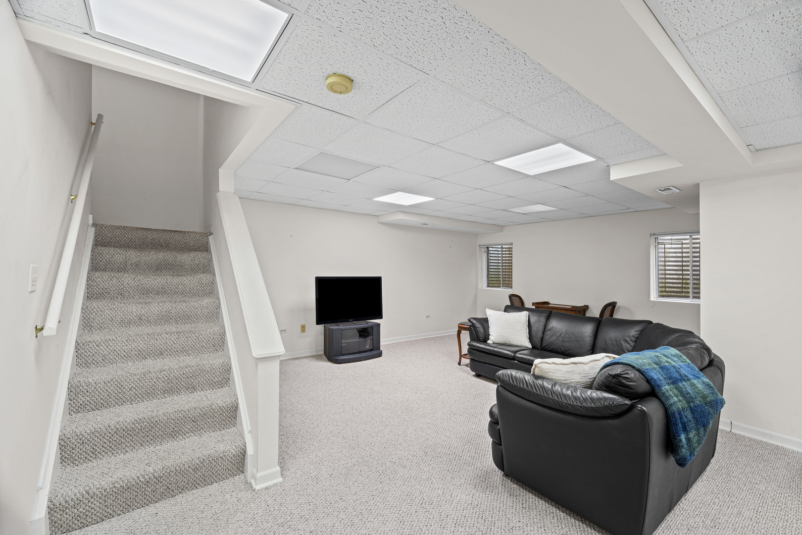 2112 Warrington Court Property Photo 20