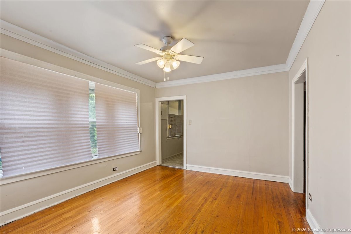 7018 S Wabash Avenue Property Photo 4