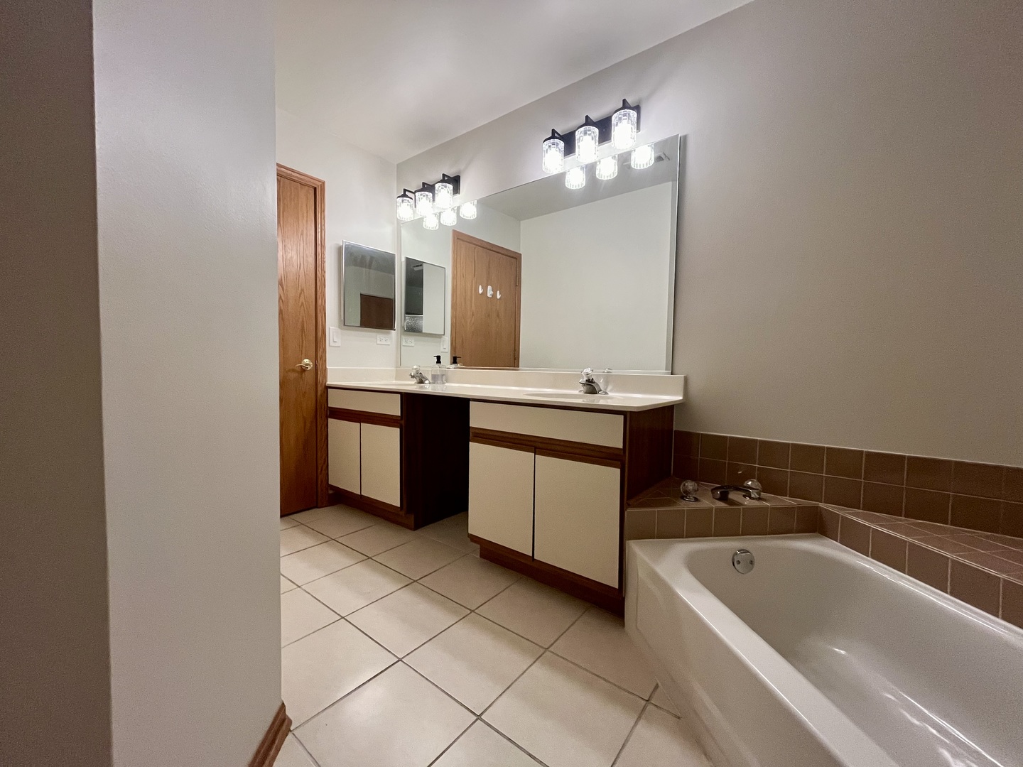 3255 N Daniels Court Property Photo 17