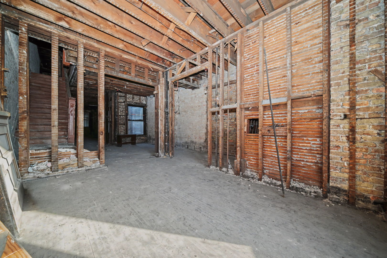 3549 S Indiana Avenue Property Photo 7