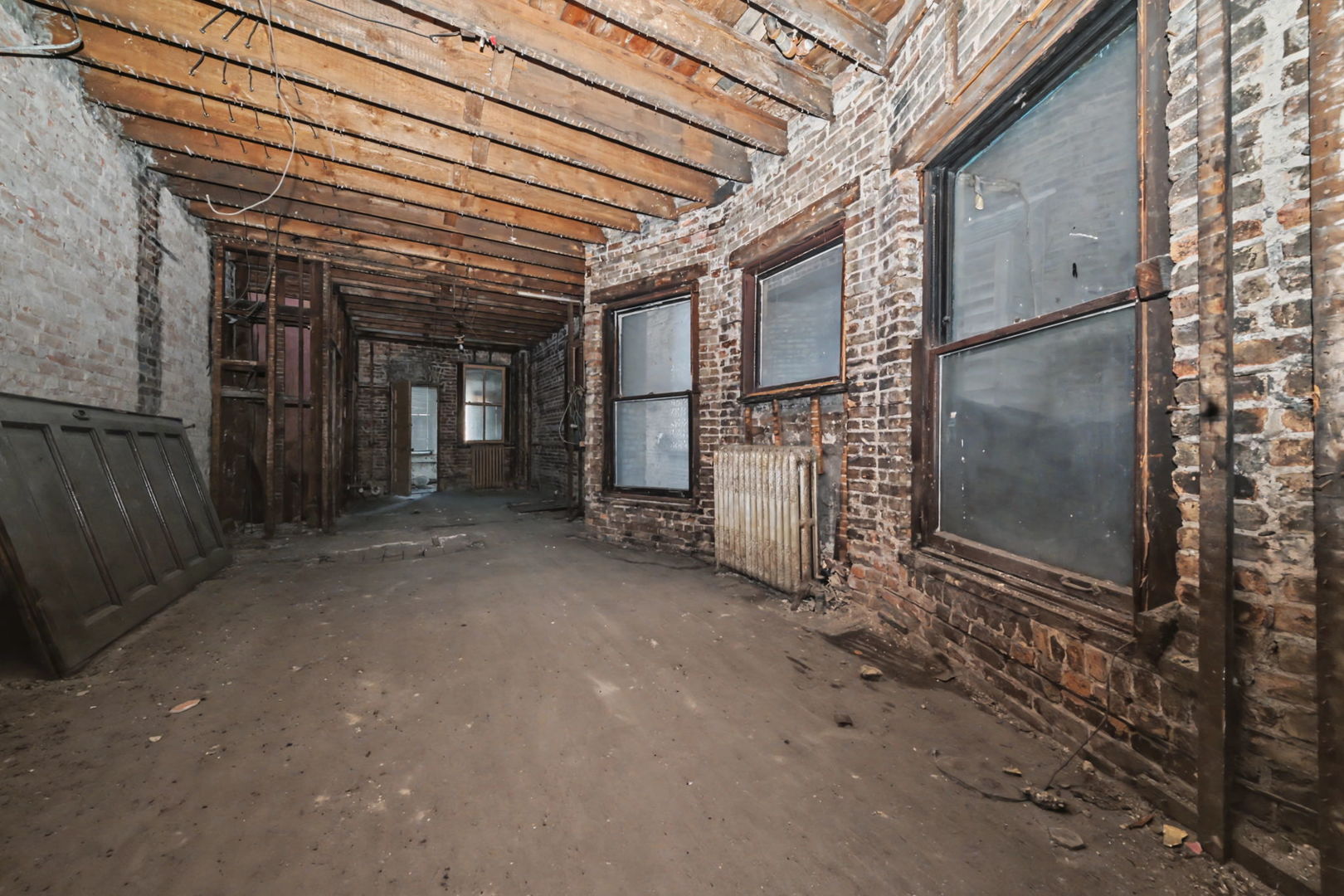 3549 S Indiana Avenue Property Photo 8