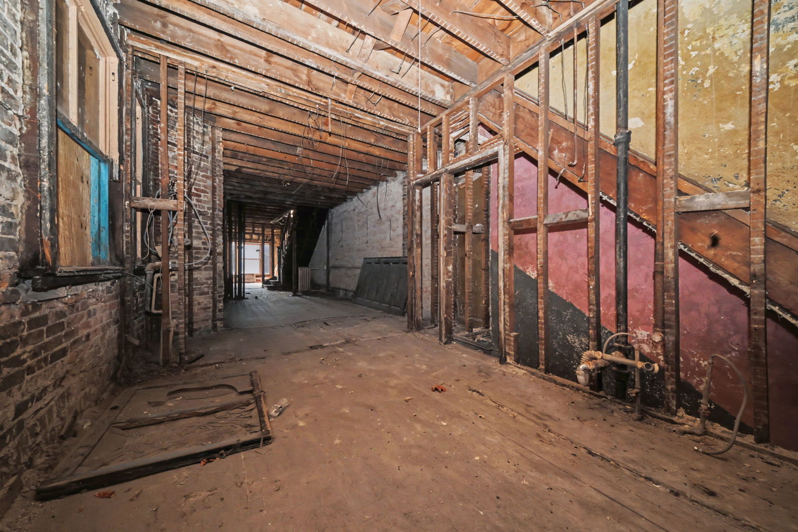 3549 S Indiana Avenue Property Photo 10