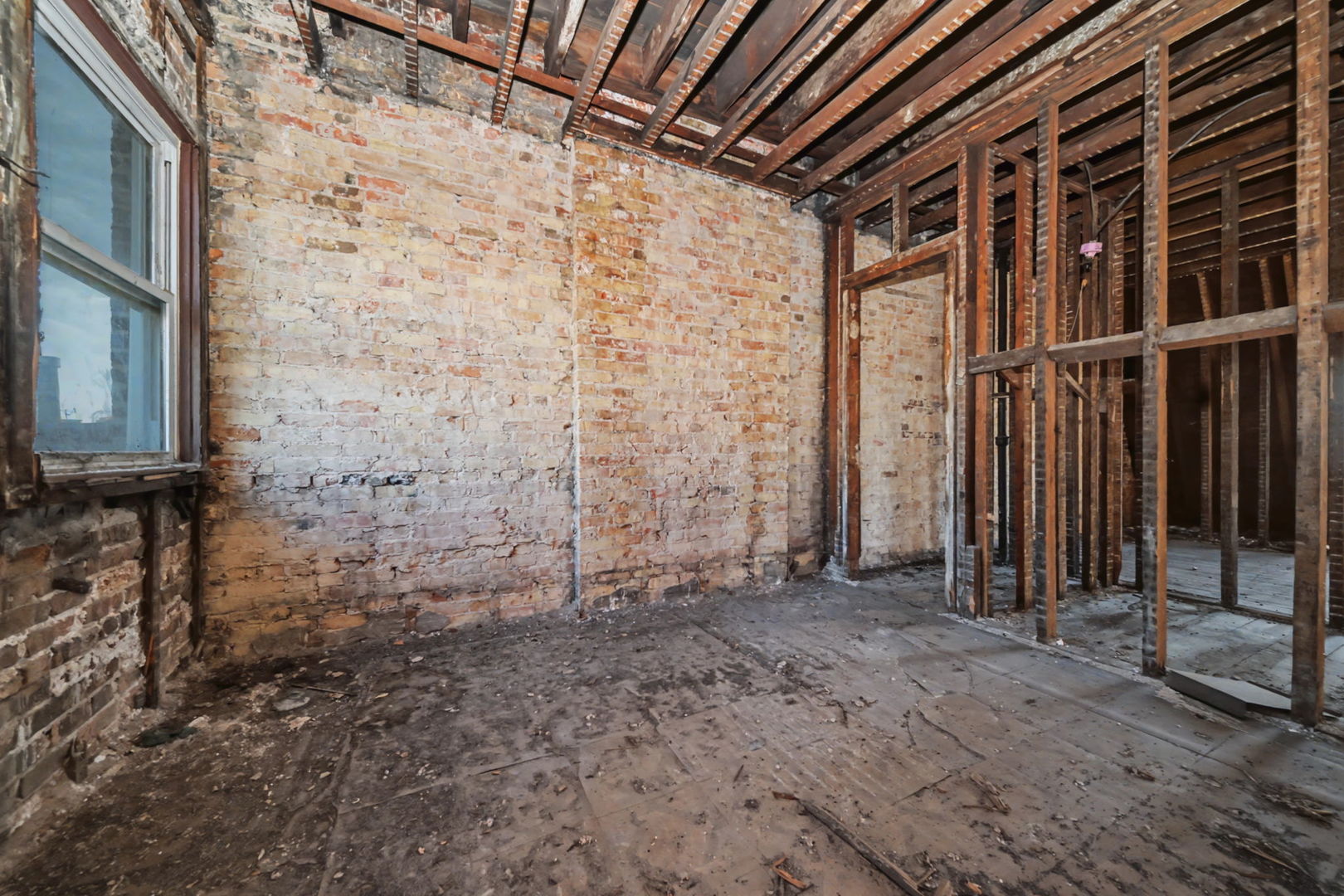 3549 S Indiana Avenue Property Photo 18
