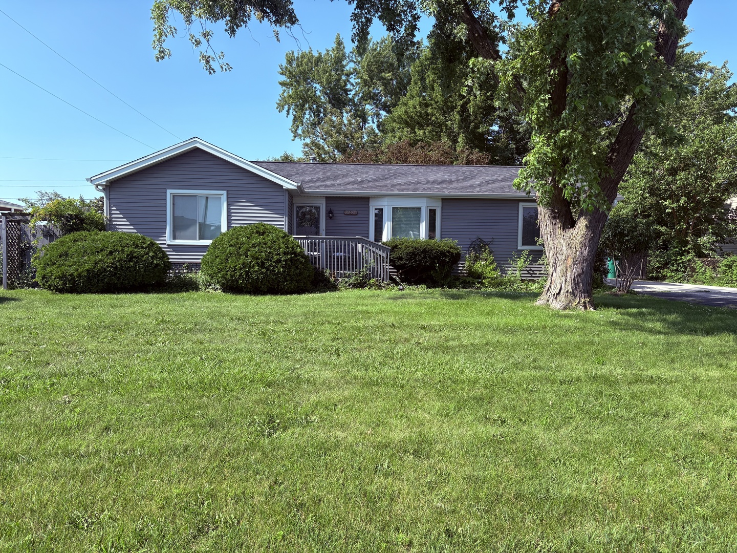 7756 W 81st Place Property Photo 1
