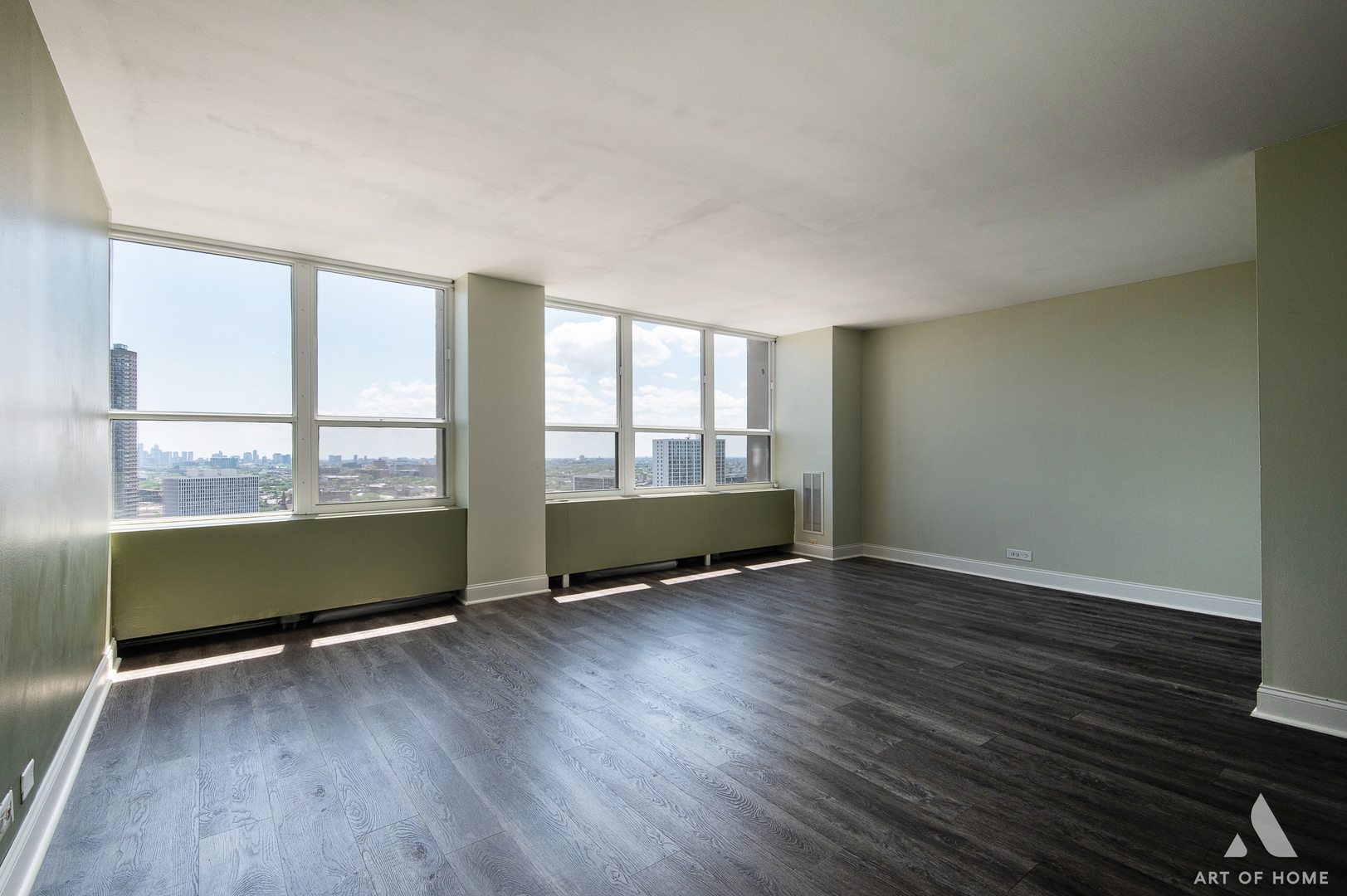 655 W Irving Park Road 2305 Property Photo 8