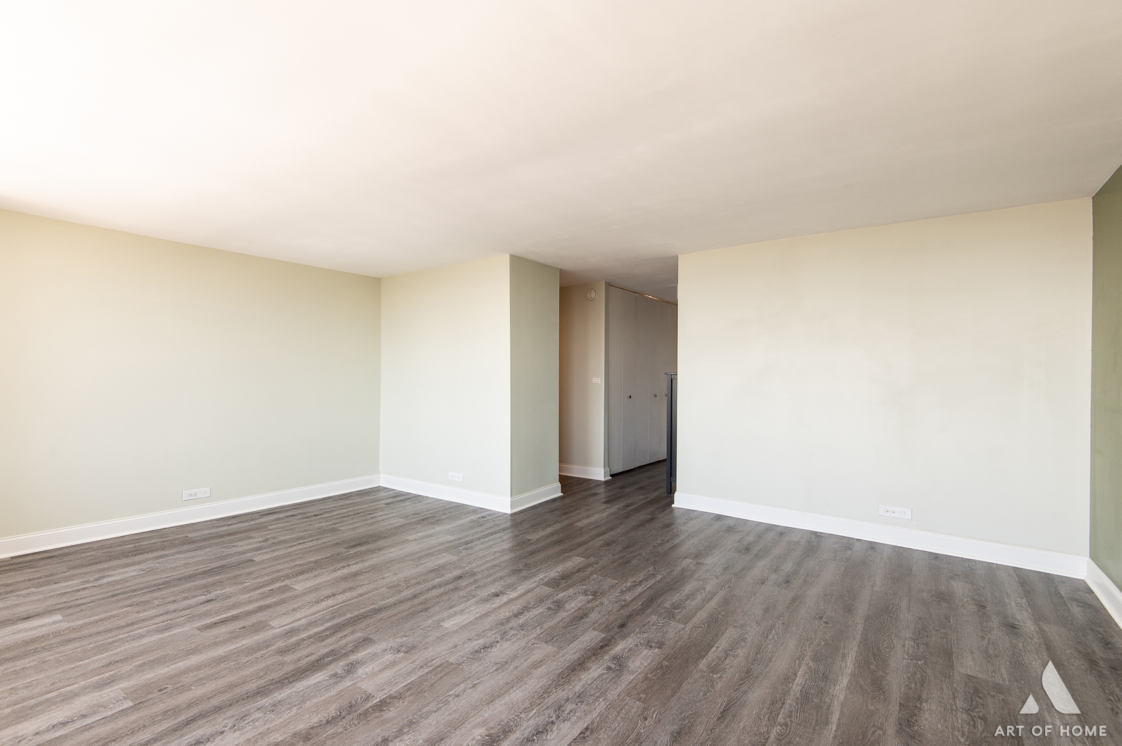 655 W Irving Park Road 2305 Property Photo 15