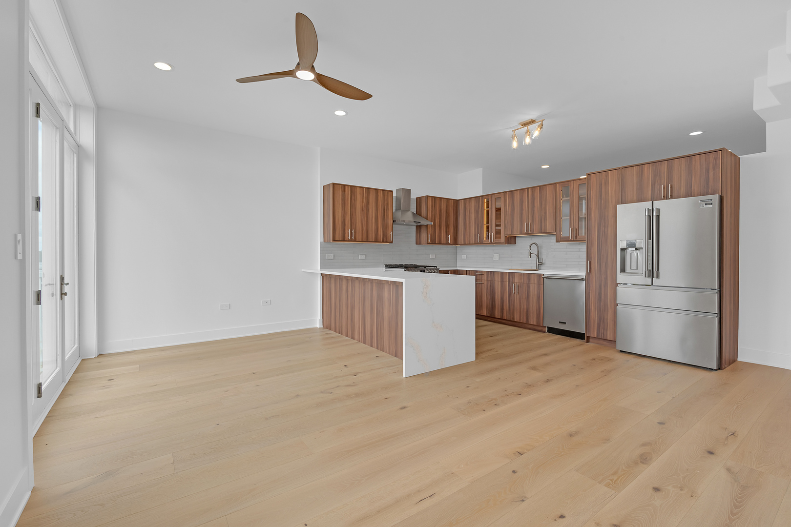 3630 N Harlem Avenue 510 Property Photo 5