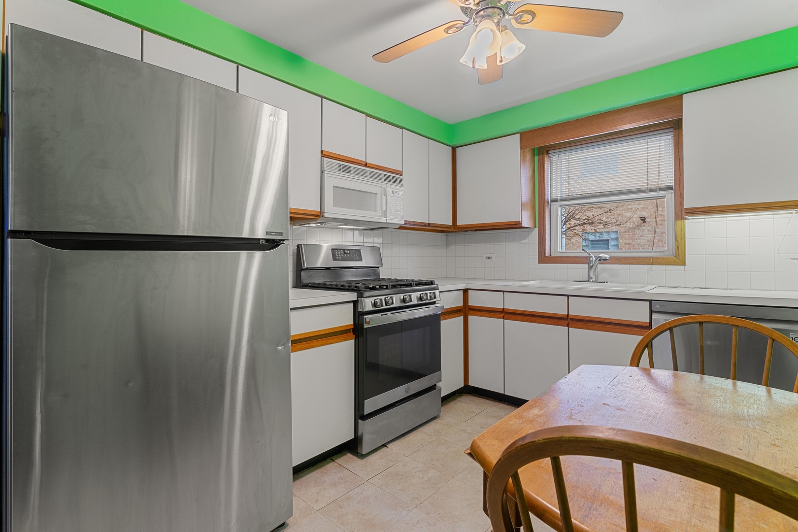 6553 N Harlem Avenue 1w Property Photo 6