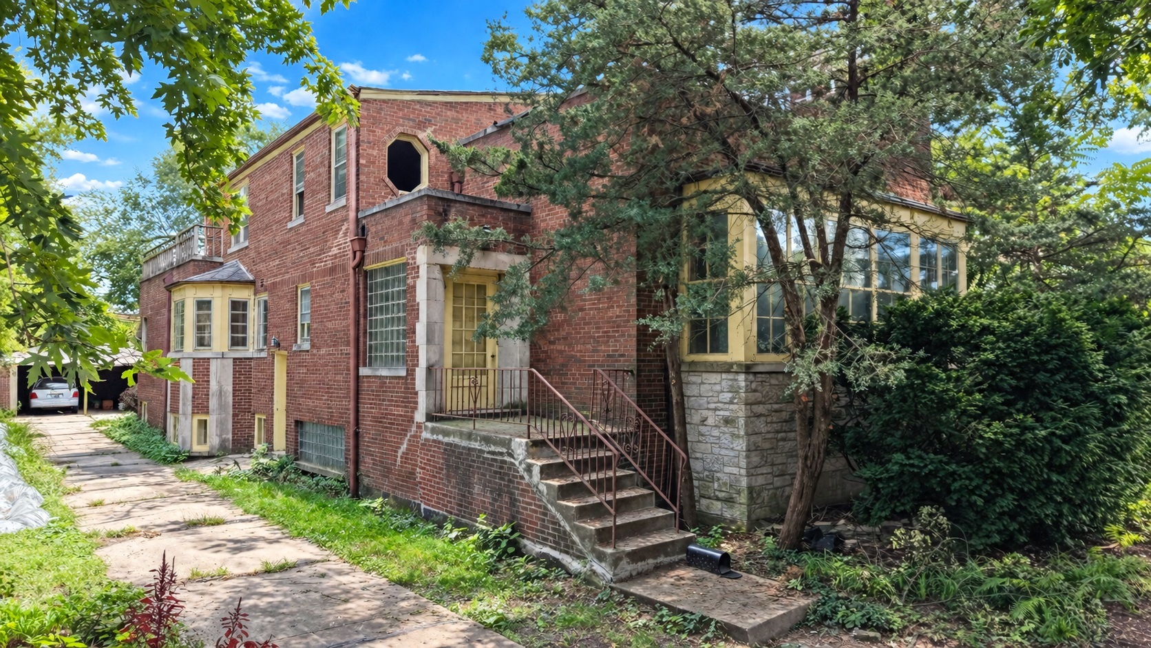 934 Forest Avenue Property Photo 1