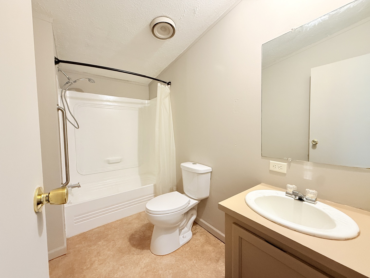 60 Saint Michaels Drive Property Photo 16