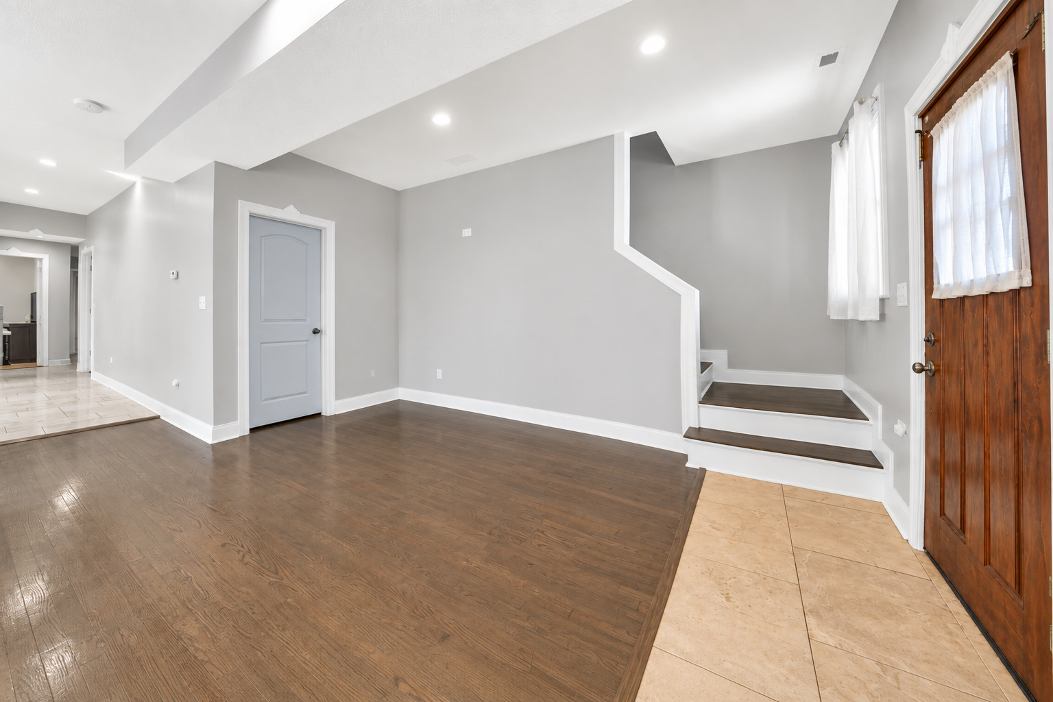 9436 S Spaulding Avenue Property Photo 3