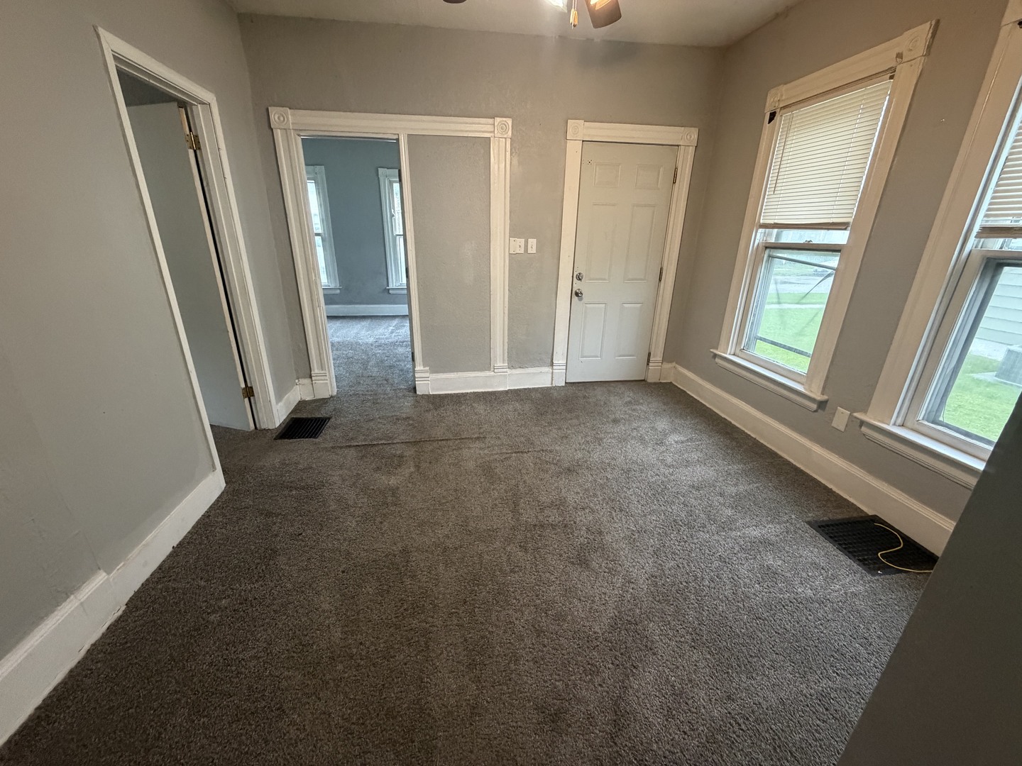 1823 W 6th Street Property Photo 2