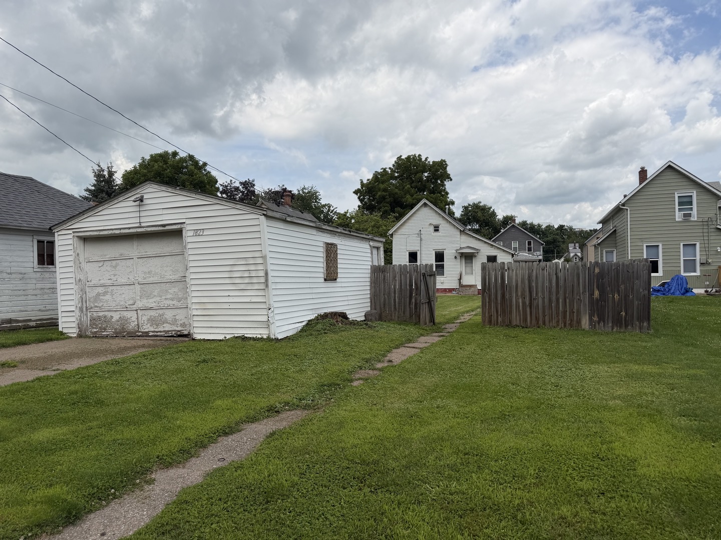1823 W 6th Street Property Photo 13