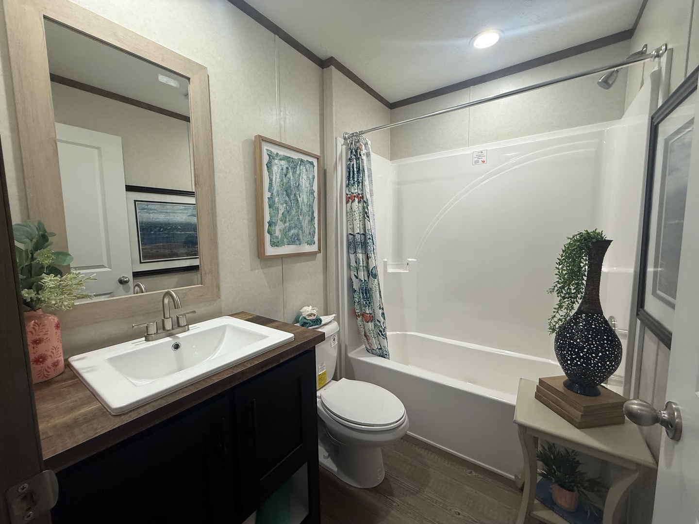 13 Hearthside Road Property Photo 9