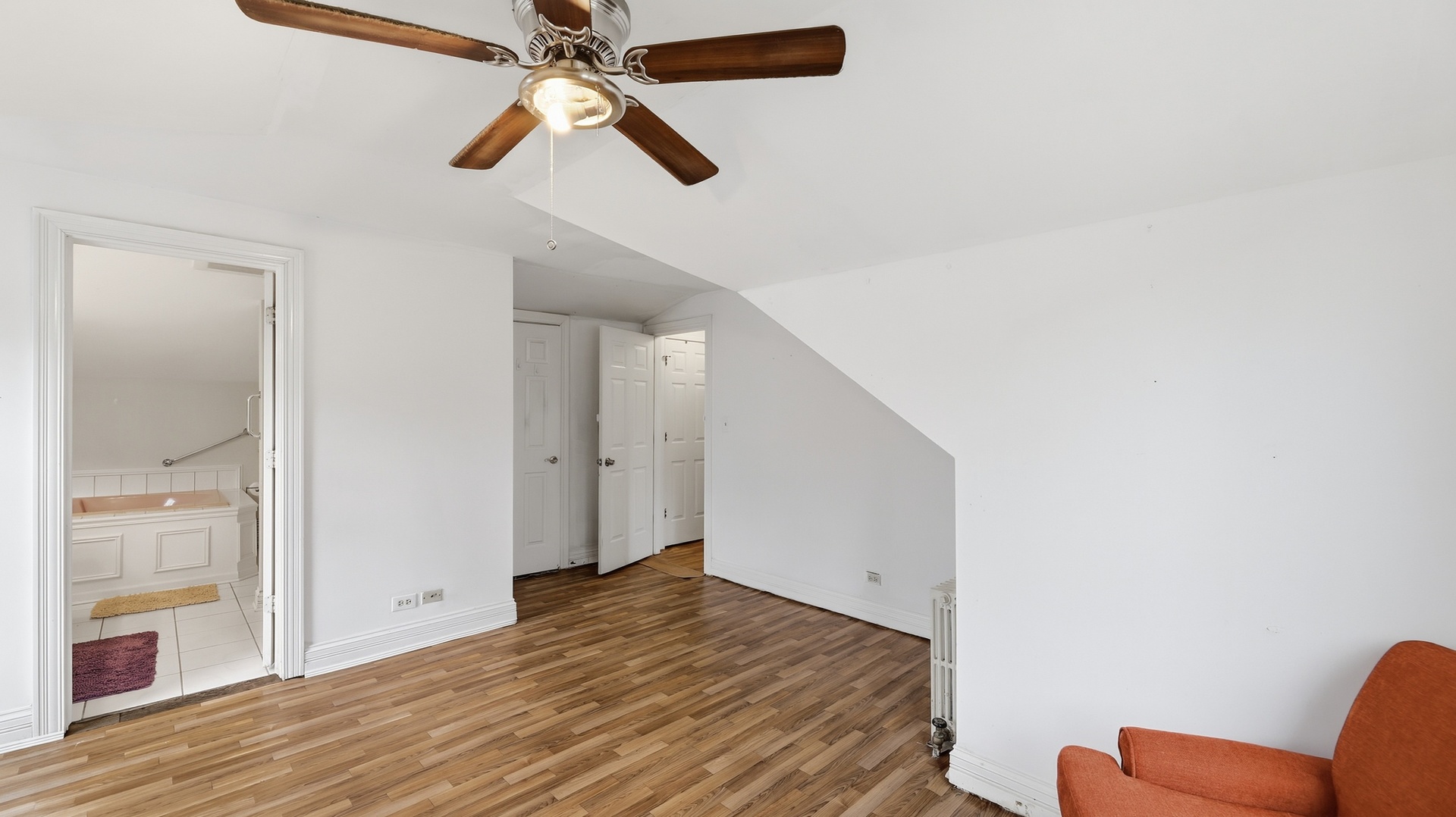 9427 S Saint Louis Avenue Property Photo 14