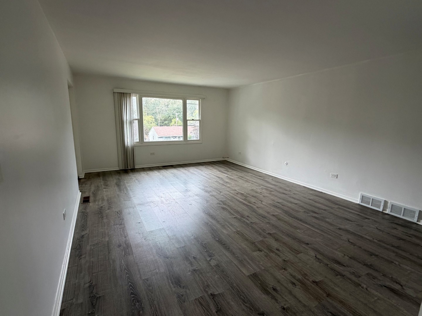 2513 Western Avenue 2513 Property Photo 2