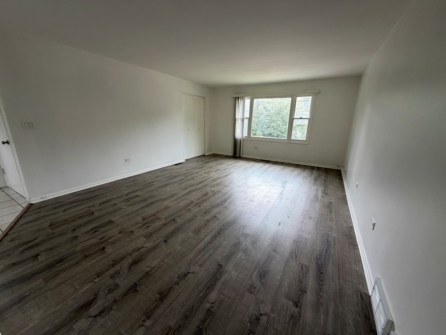 2513 Western Avenue 2513 Property Photo 3