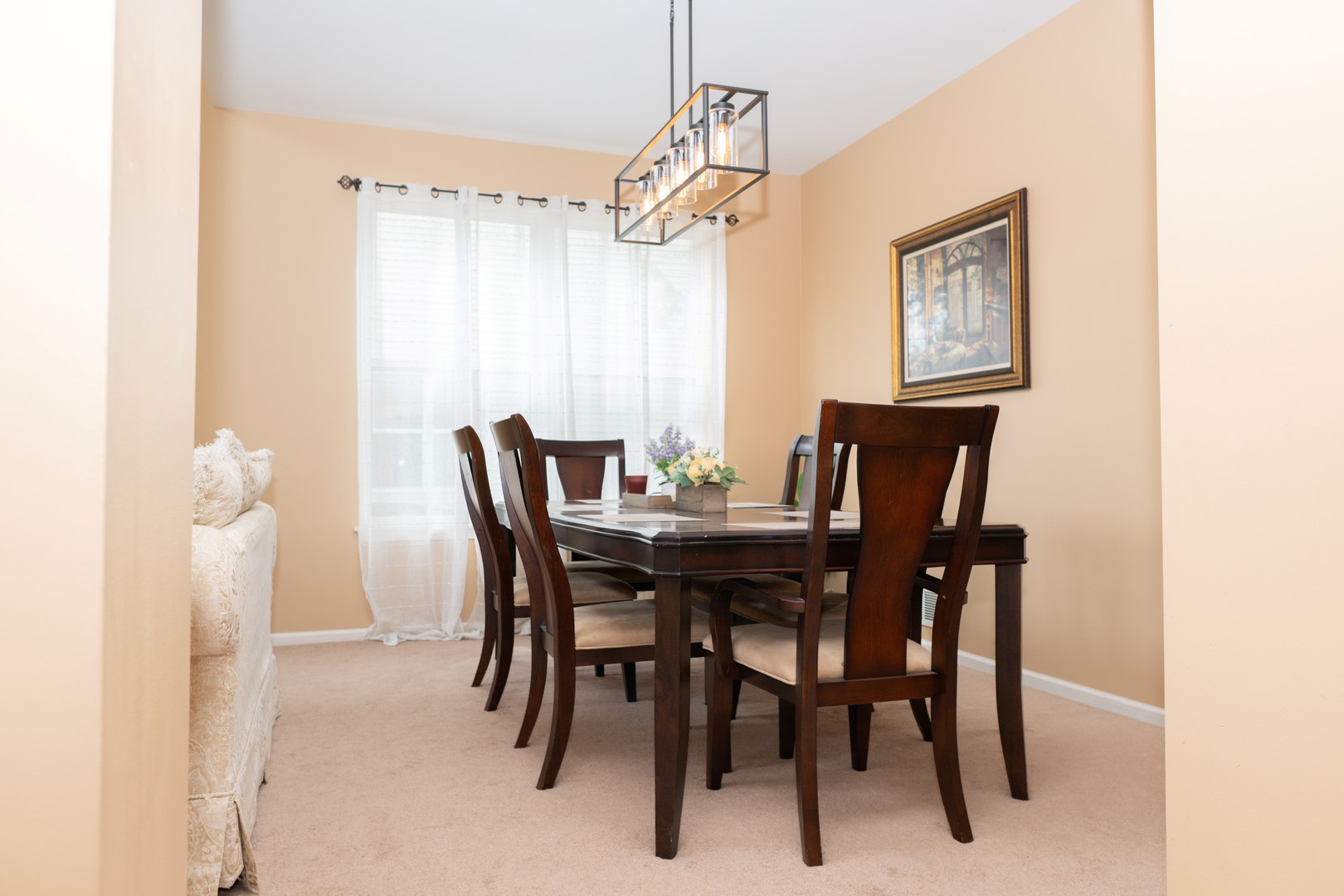3042 Shetland Lane Property Photo 4