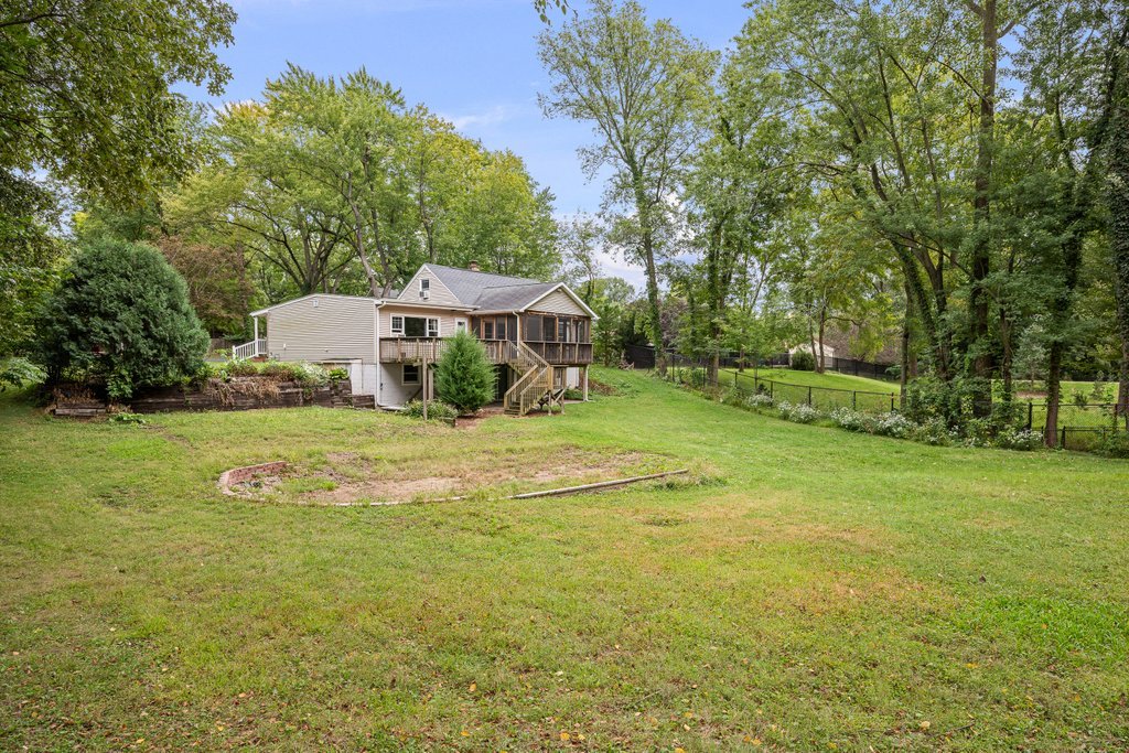 2831 44th Street Property Photo 45