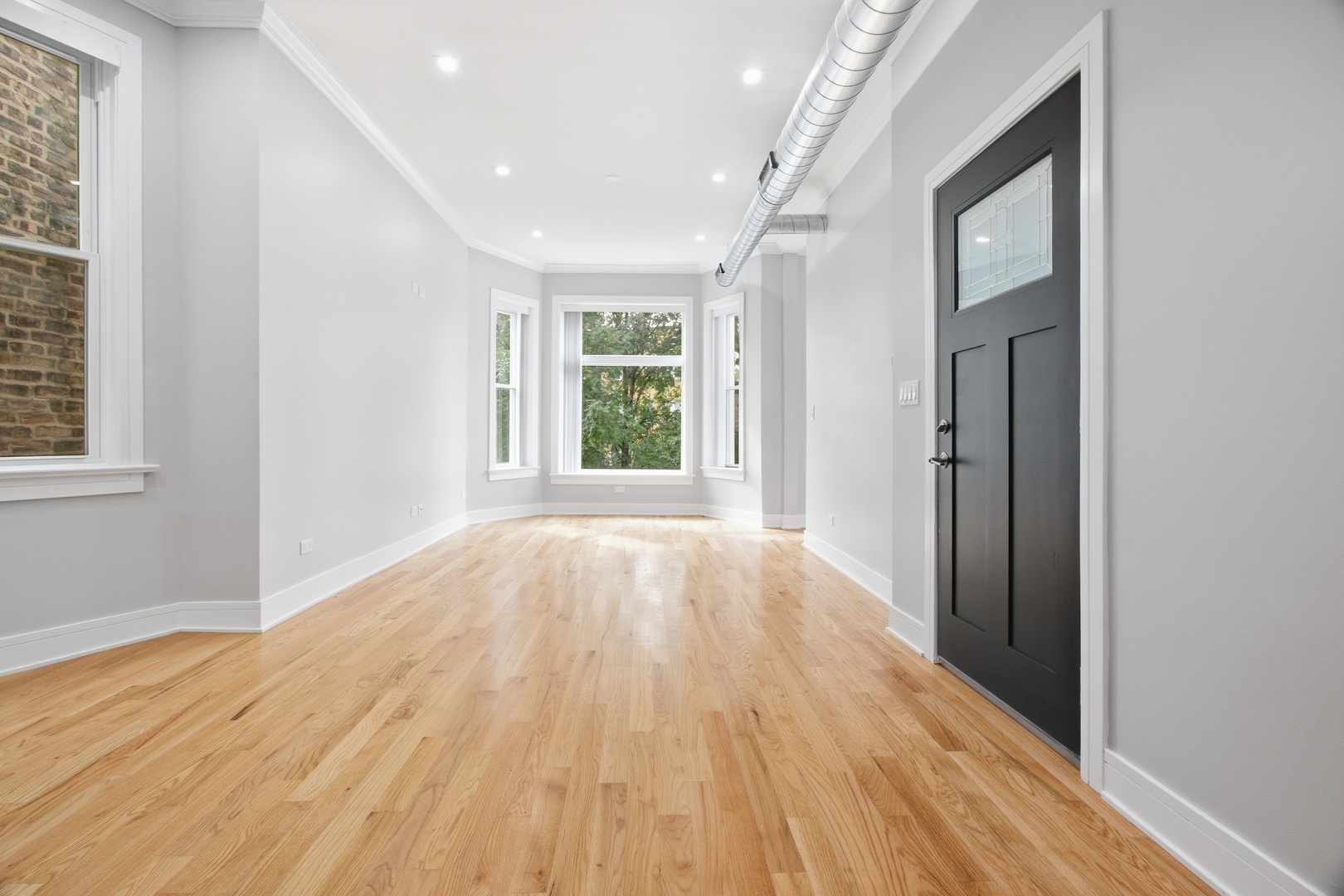 3234 W Fulton Boulevard Property Photo 4