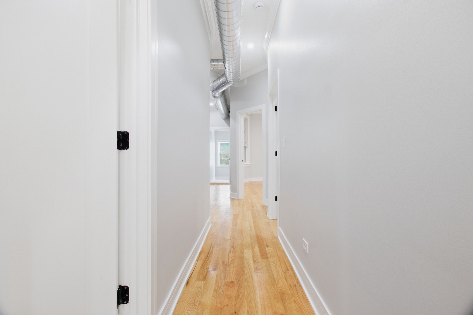 3234 W Fulton Boulevard Property Photo 11