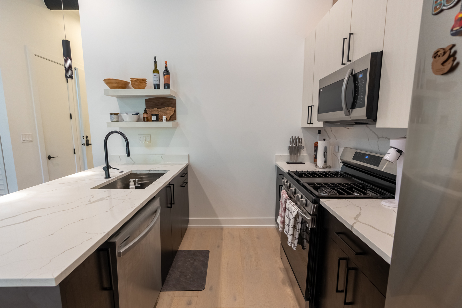77 W Chestnut Street 3b Property Photo 6