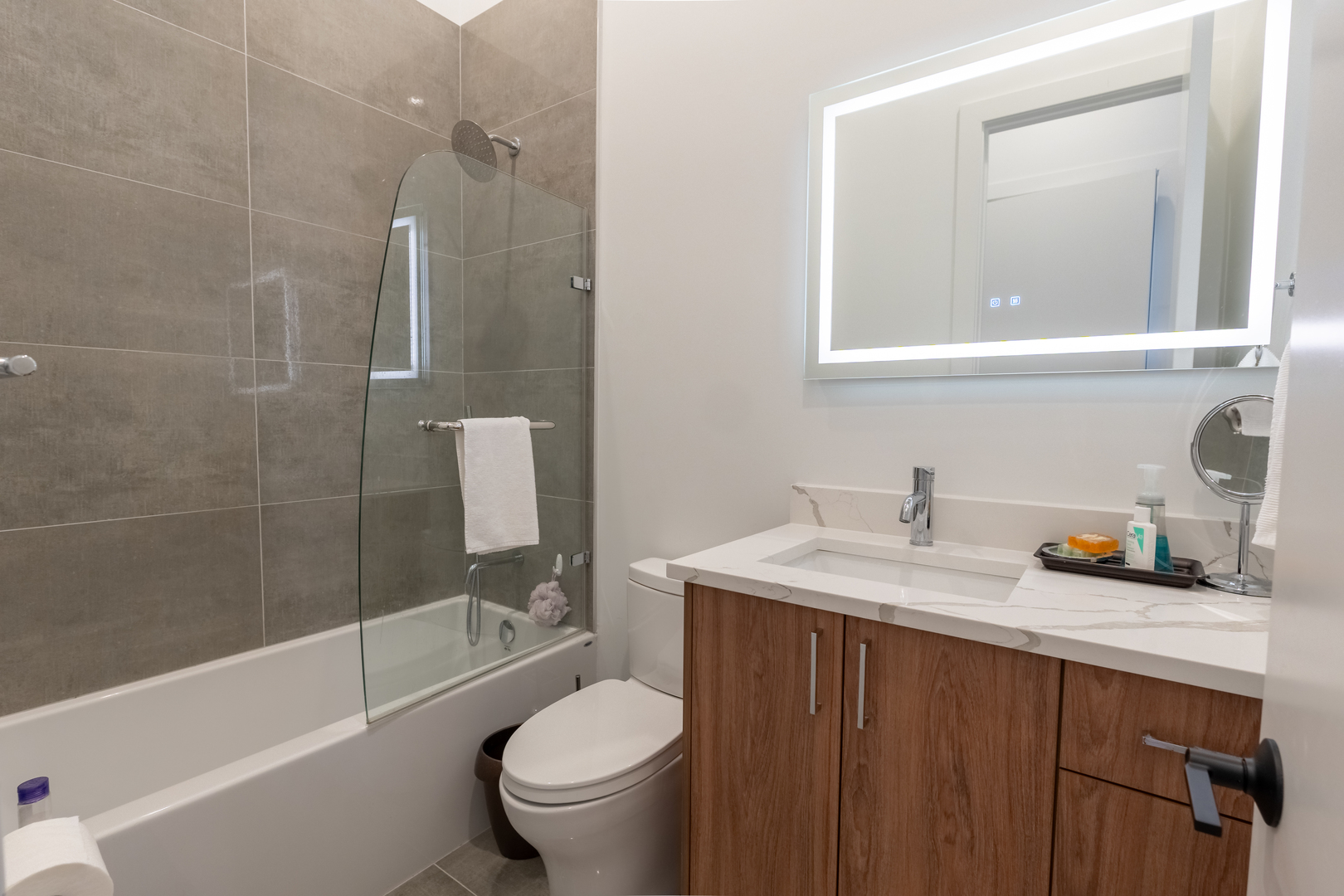 77 W Chestnut Street 3b Property Photo 15