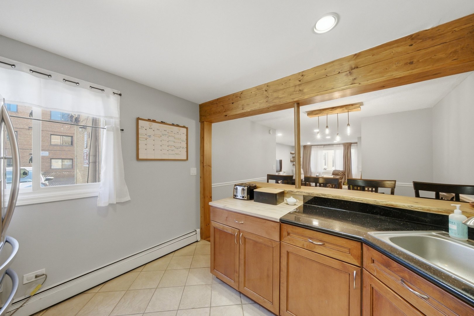 1626 W Greenleaf Avenue 1e Property Photo 10