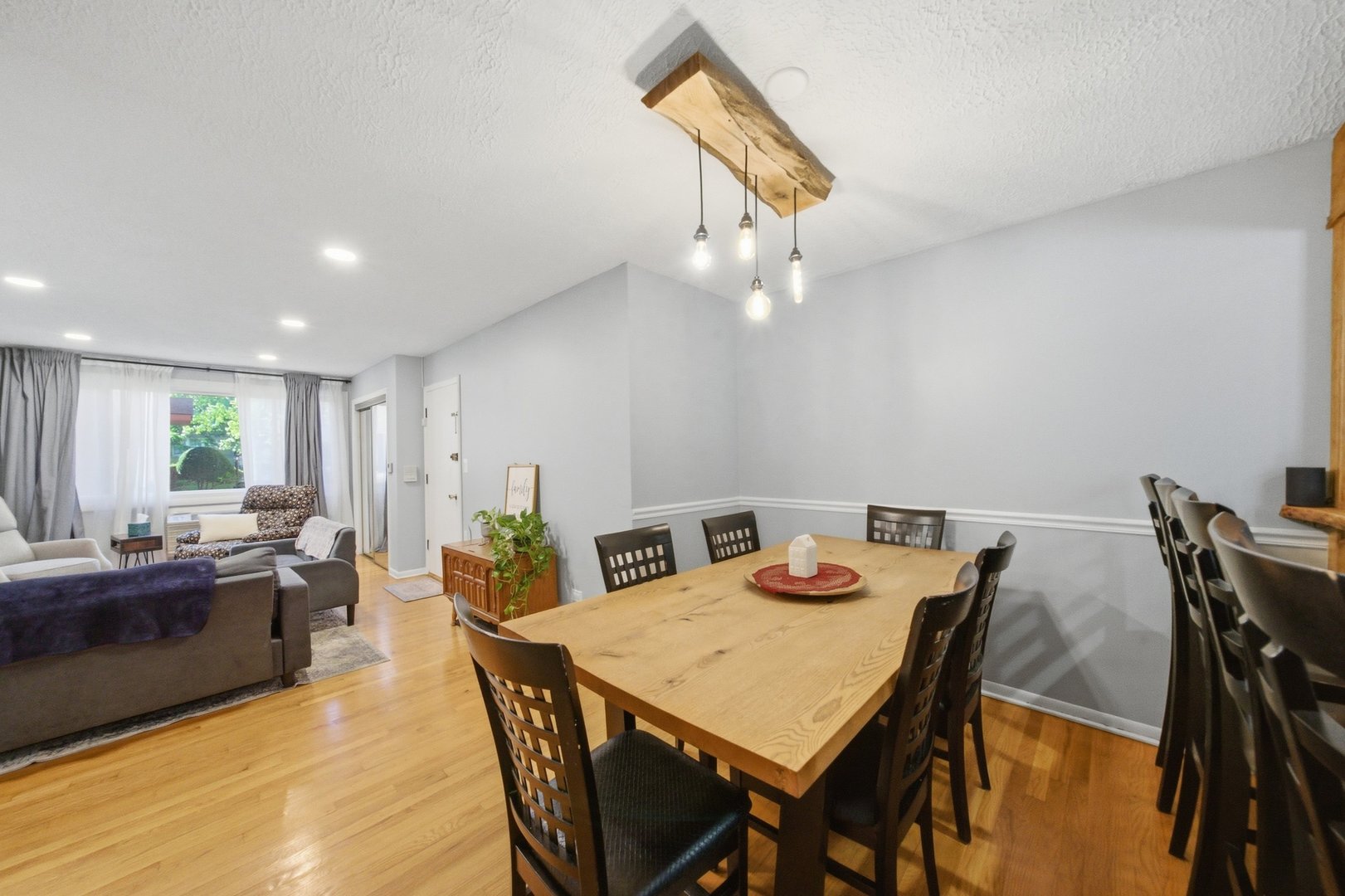 1626 W Greenleaf Avenue 1e Property Photo 11