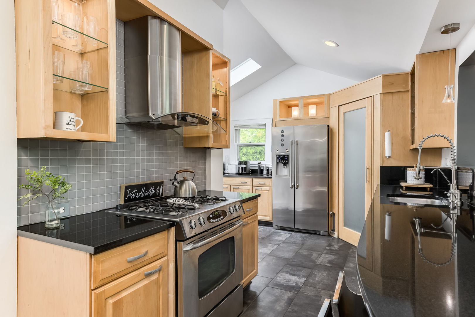 21w363 Walnut Road Property Photo 10