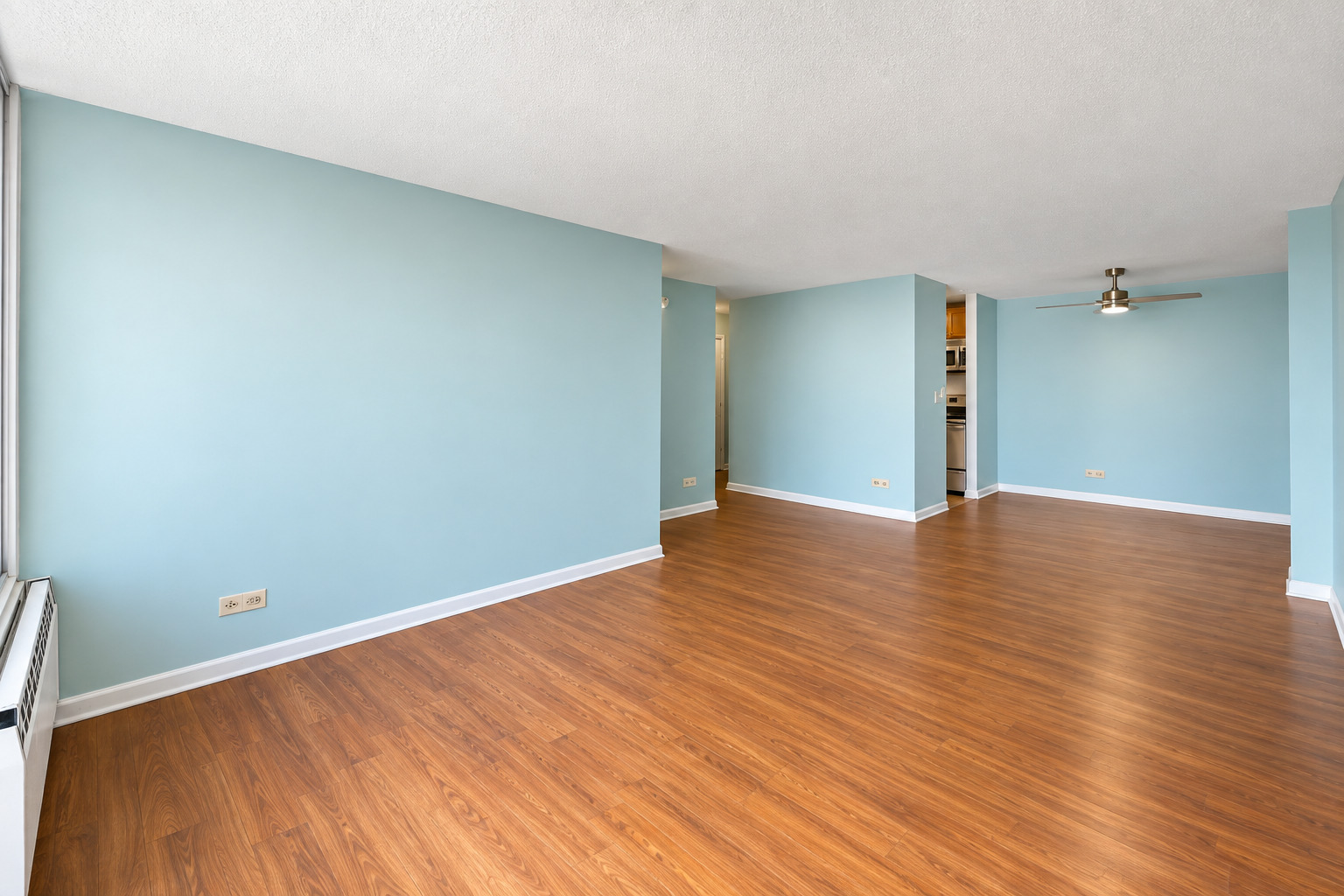 1043 S York Road 409 Property Photo 7