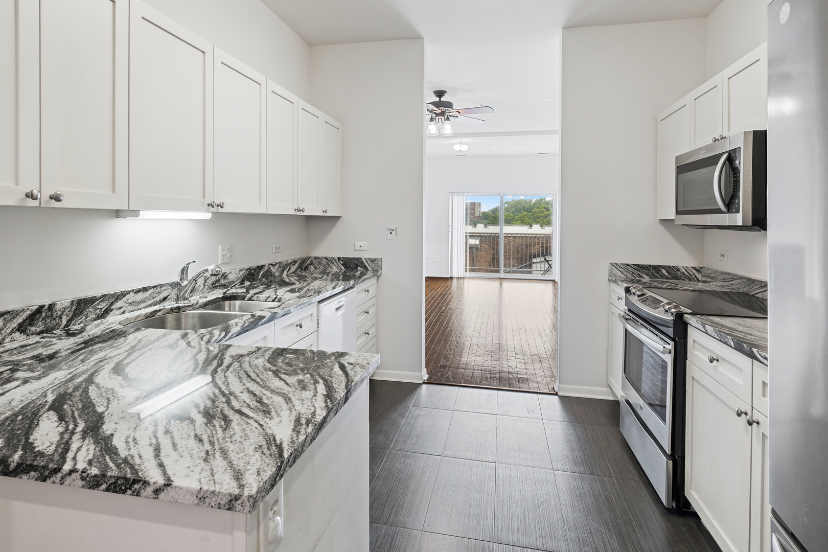 1415 Sherman Avenue 405 Property Photo 5