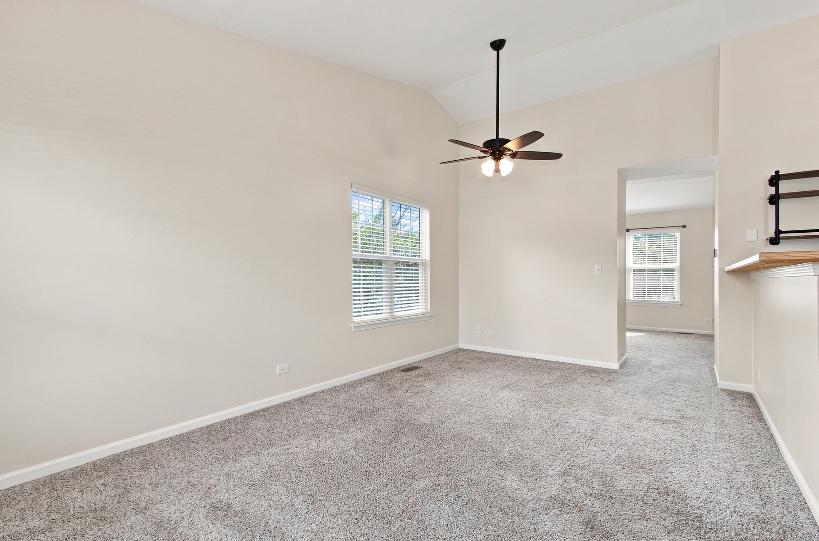 903 Genesee Drive Property Photo 8