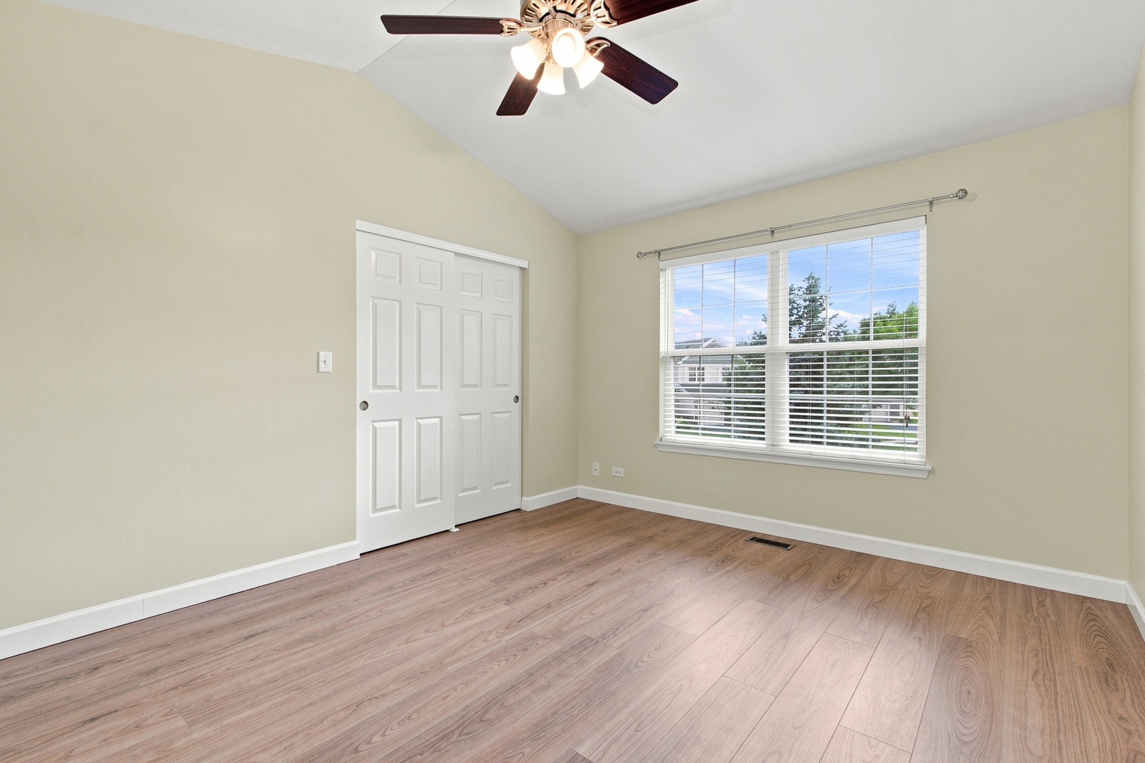 903 Genesee Drive Property Photo 15