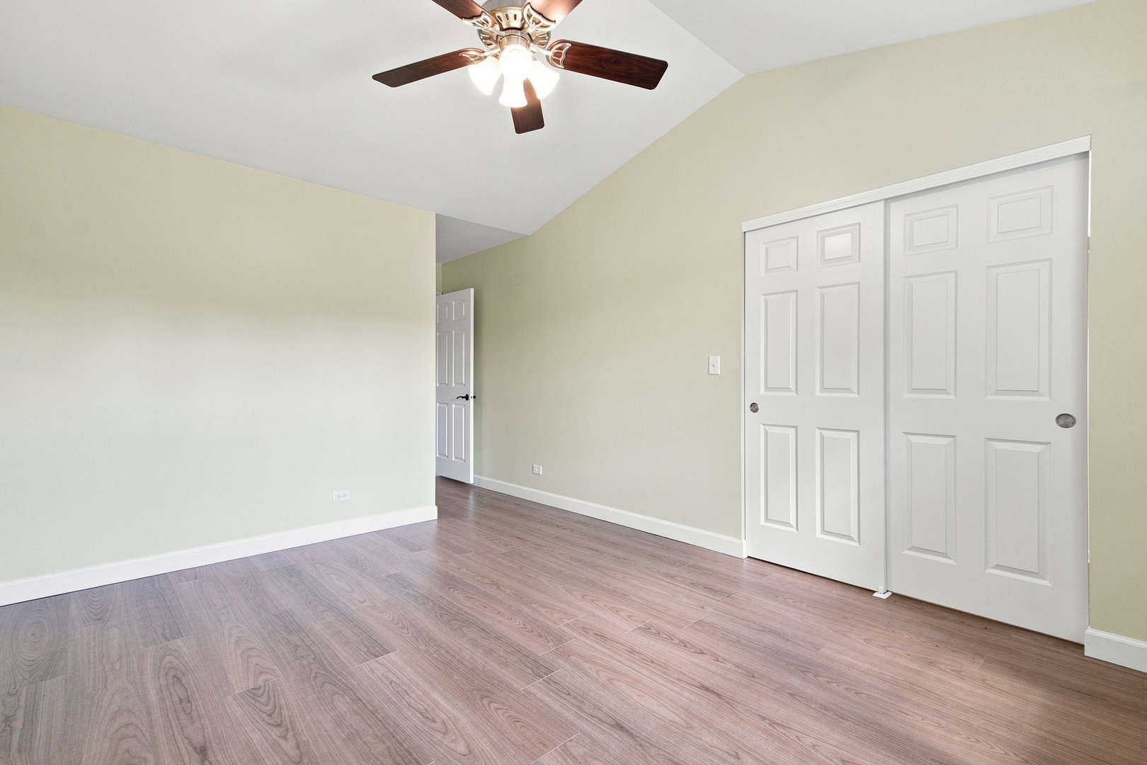 903 Genesee Drive Property Photo 16
