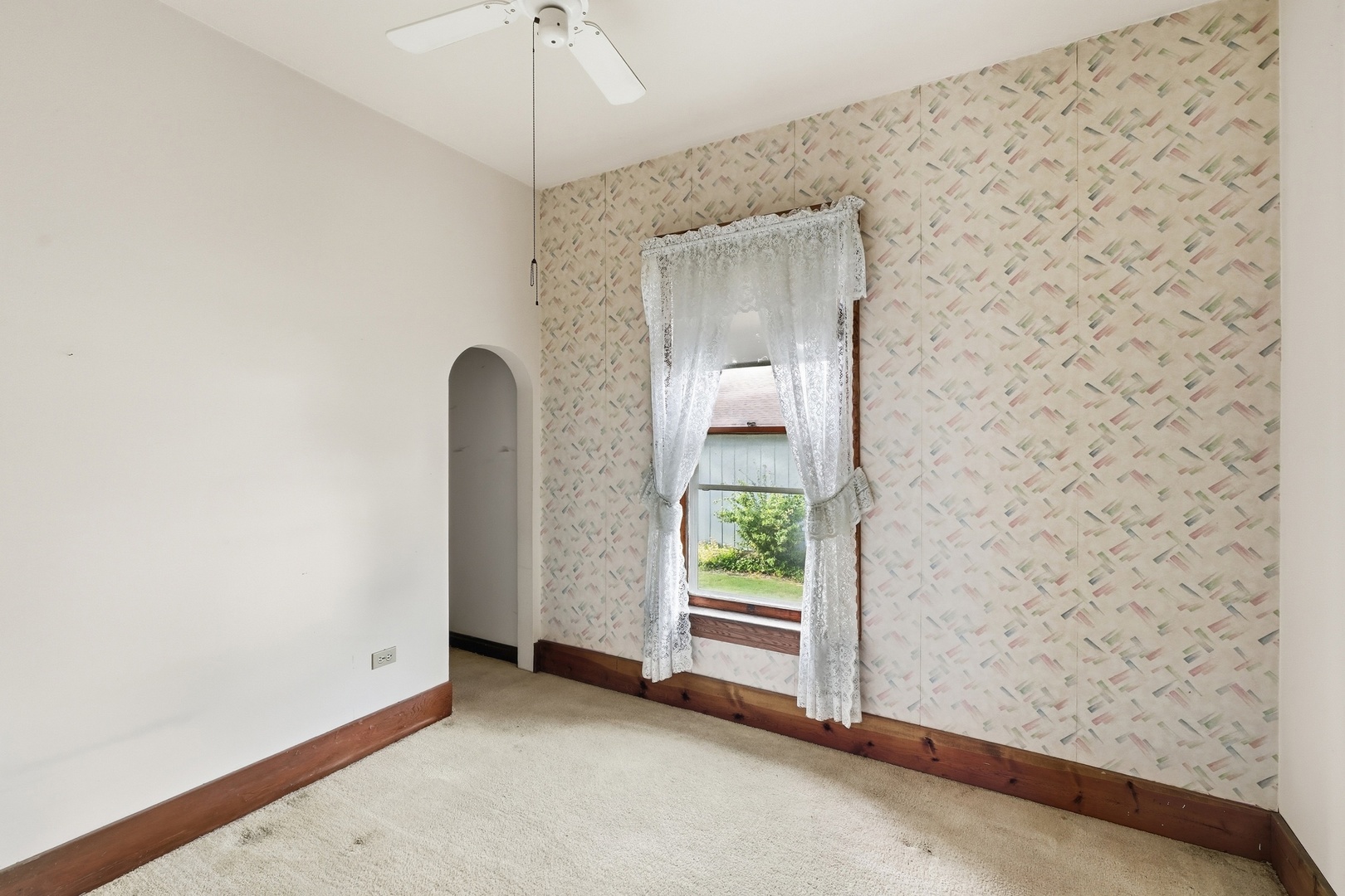 3446 Florence Avenue Property Photo 9