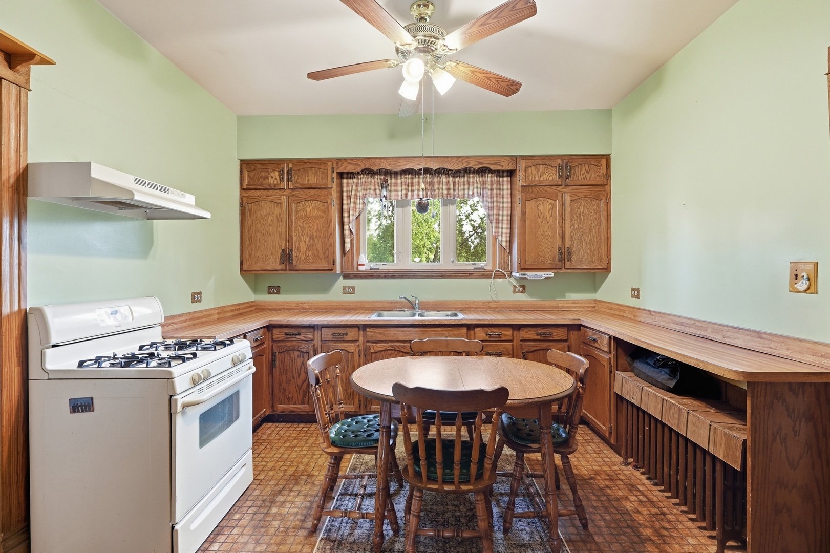 3446 Florence Avenue Property Photo 14