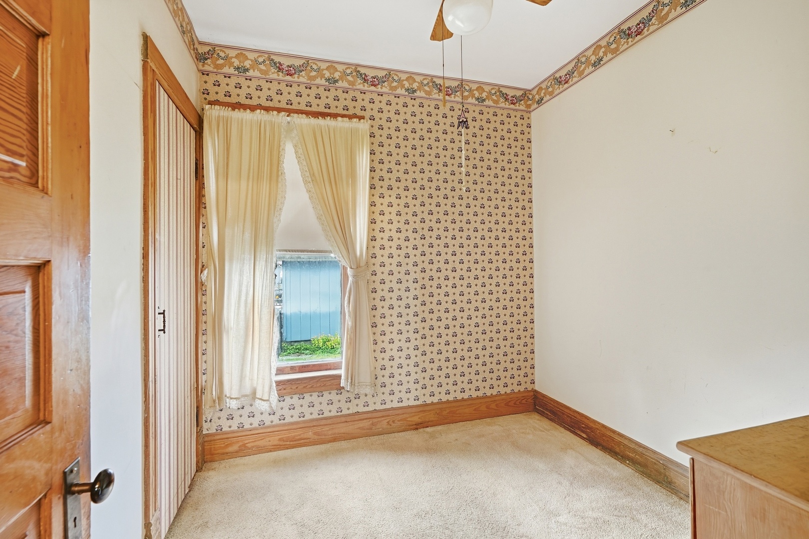 3446 Florence Avenue Property Photo 18