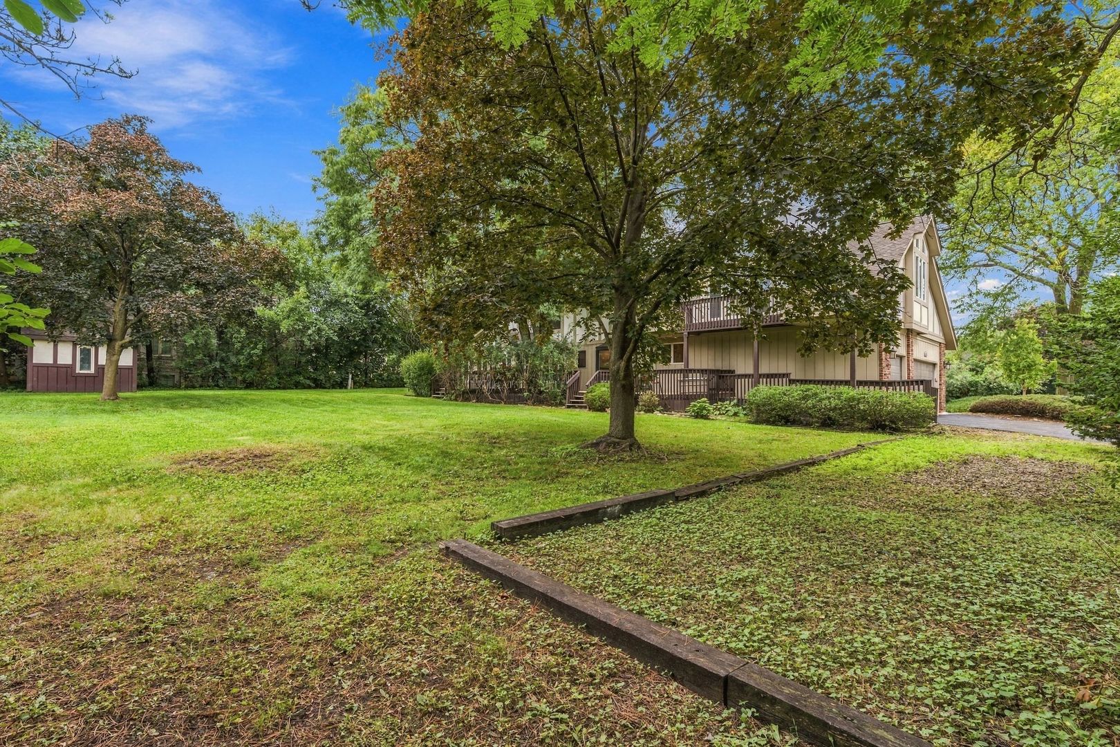 1221 W Sable Drive Property Photo 69