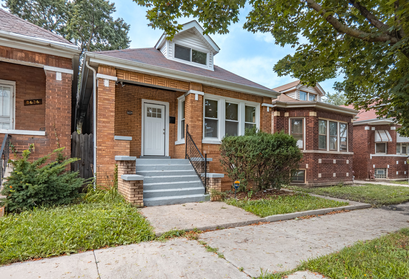 8634 S Laflin Street Property Photo 1