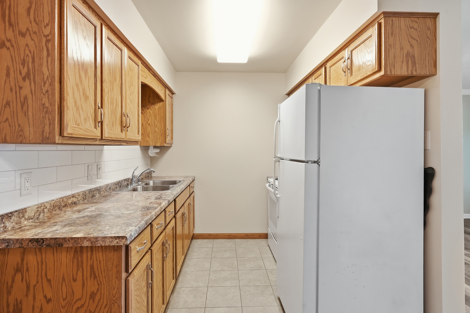 100 N Griffin Street Property Photo 6