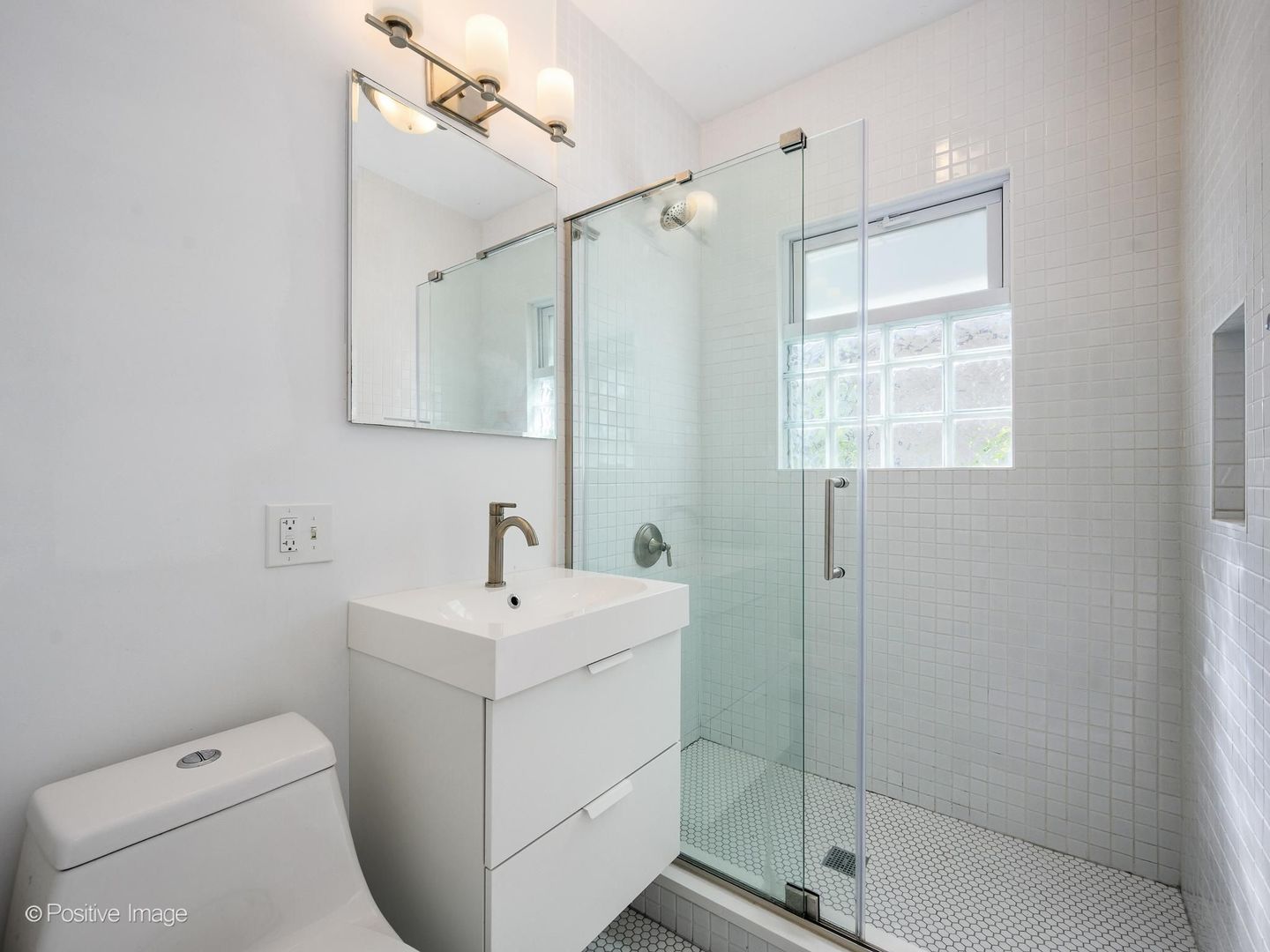 4633 N Kedvale Avenue Property Photo 11