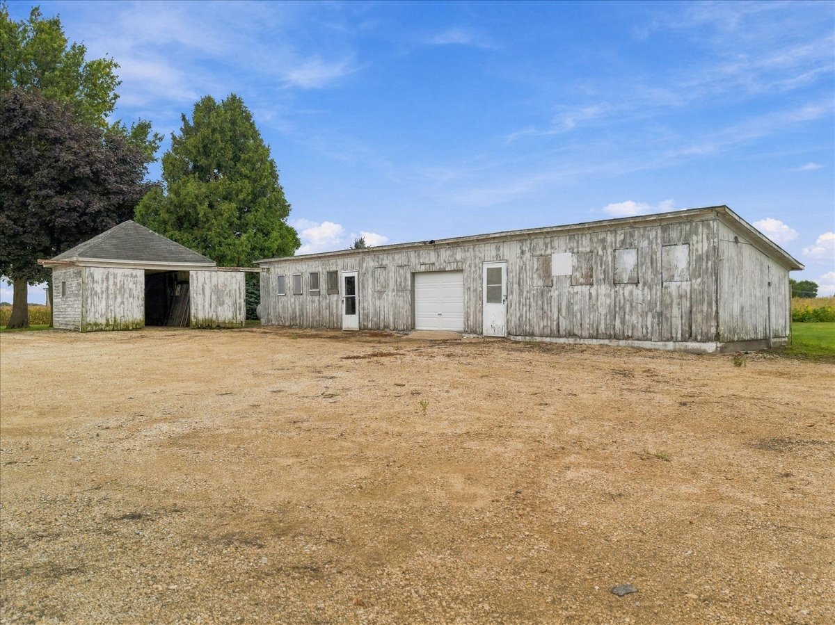 21718 Capp Road Property Photo 7