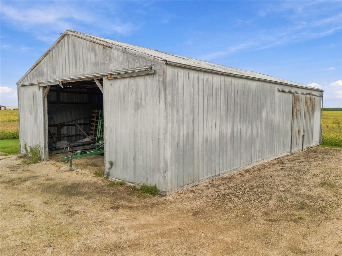 21718 Capp Road Property Photo 8
