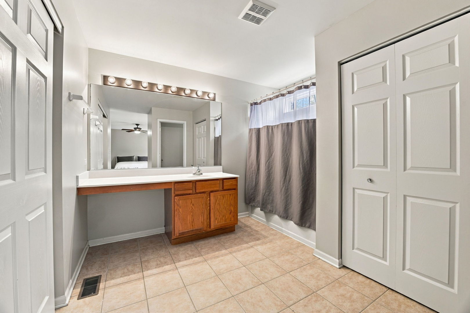 6900 Twin Falls Drive Property Photo 20