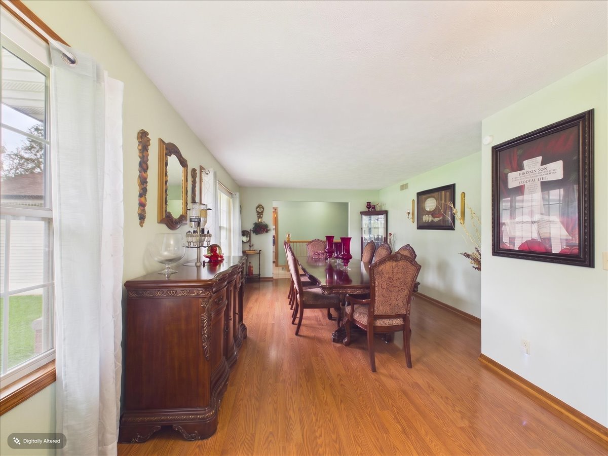 7762 Towermont Drive Property Photo 10