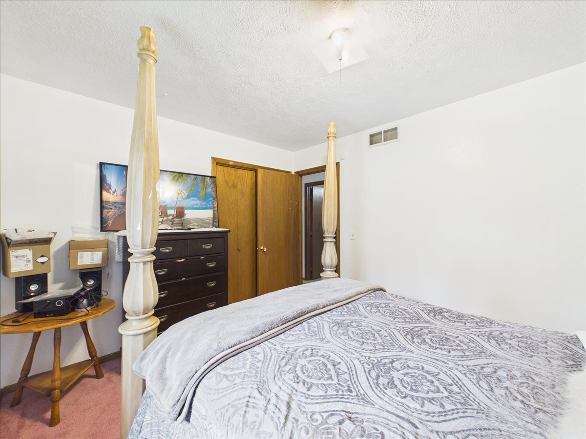 7762 Towermont Drive Property Photo 25