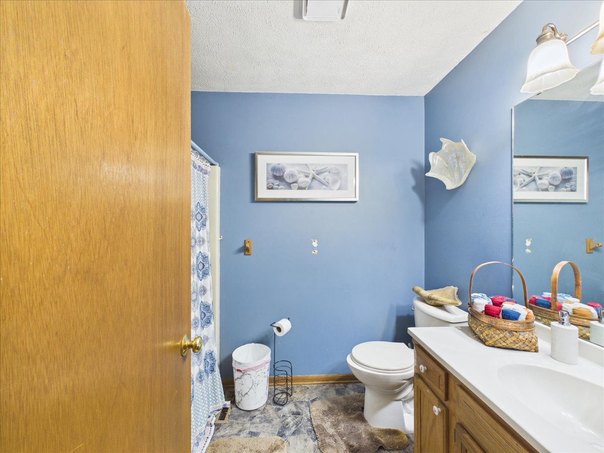 7762 Towermont Drive Property Photo 26